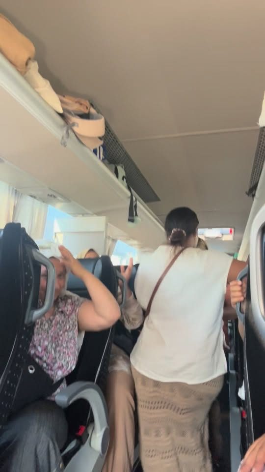 Cap sur l'Italie ! 🇮🇹 Une belle journée d'évasion à Vintimille organisée par l'association Une Lueur d'Espoir ! Petits et grands, habitants de Hyères !